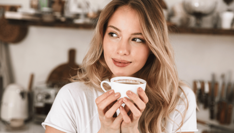 Waarom je niet zonder een melkopschuimer kunt voor latte art
